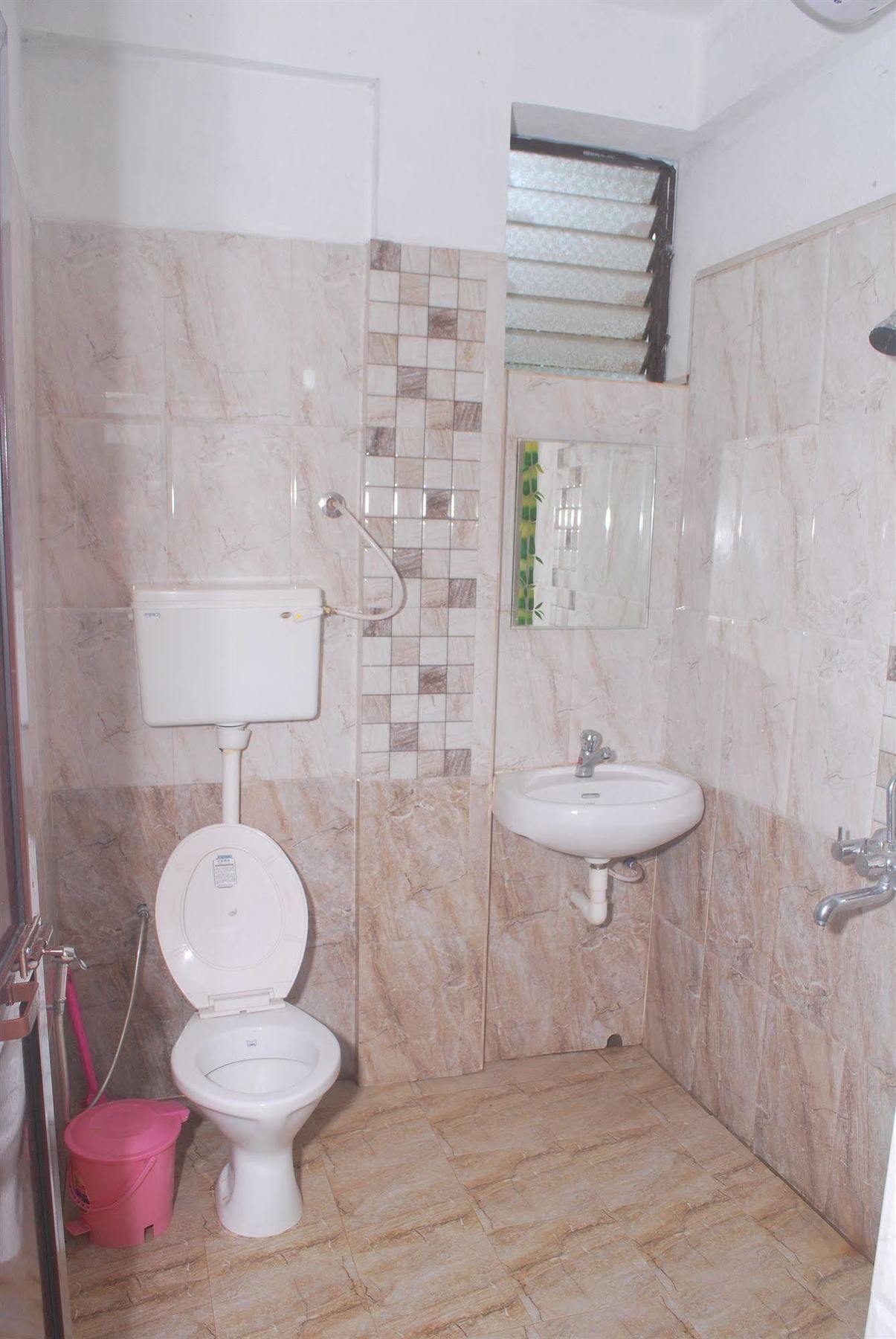 Gabriel Guest House Калангуте Екстериор снимка