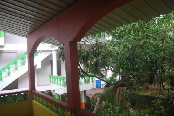 Gabriel Guest House Калангуте Екстериор снимка